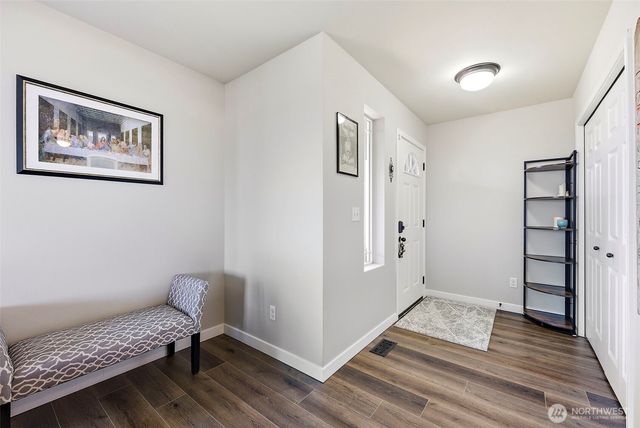 3108 E Valley View Terrace, Tacoma, WA 98404