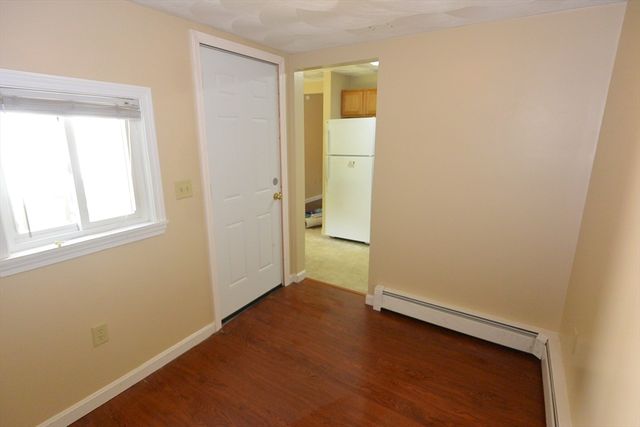 152 Green St 152, Clinton, MA 01510