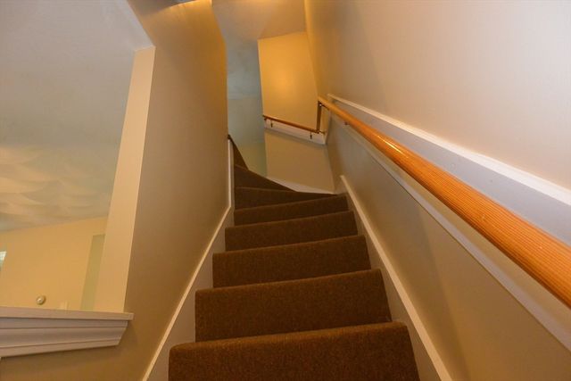 152 Green St 152, Clinton, MA 01510