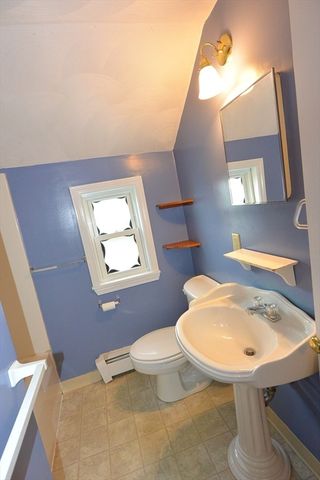 152 Green St 152, Clinton, MA 01510