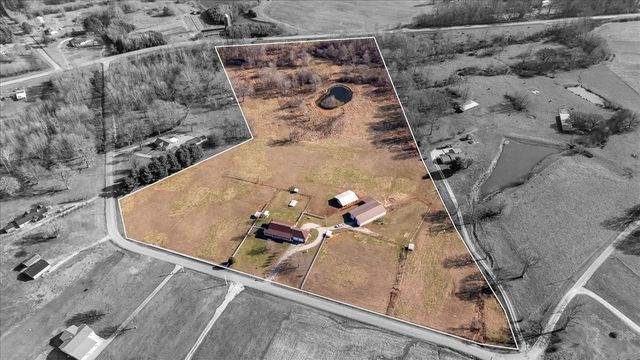 158 Big Springs Rd, Lawrenceburg, TN 38464