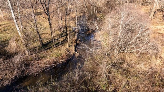 158 Big Springs Rd, Lawrenceburg, TN 38464