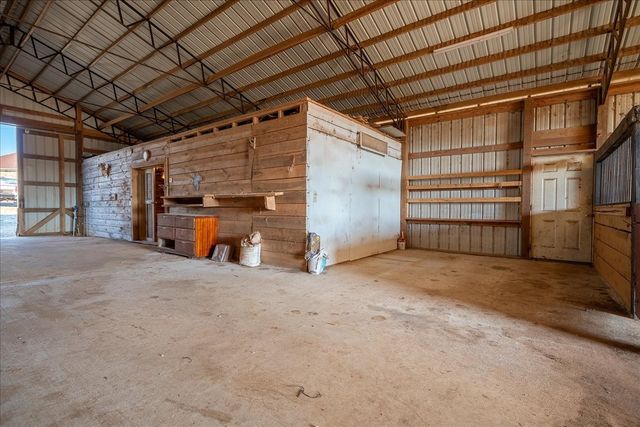 158 Big Springs Rd, Lawrenceburg, TN 38464