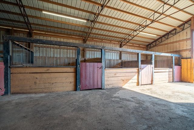 158 Big Springs Rd, Lawrenceburg, TN 38464