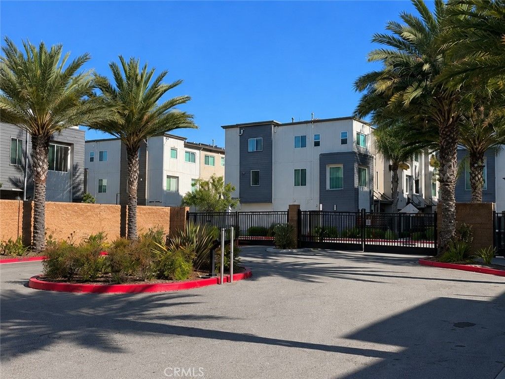 14039 Ruby 1, Gardena, CA 90247
