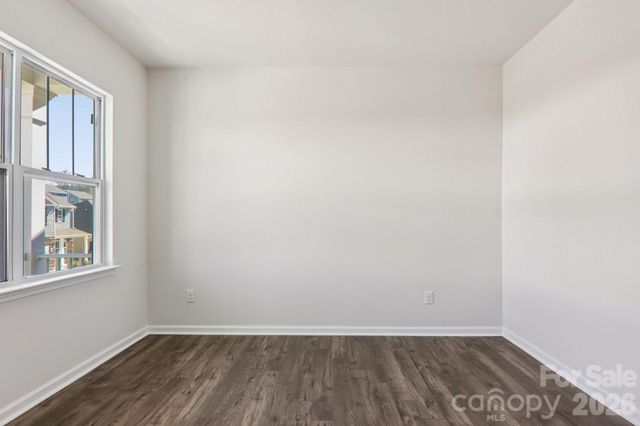 843 Adelston Lane, Asheville, NC 28804