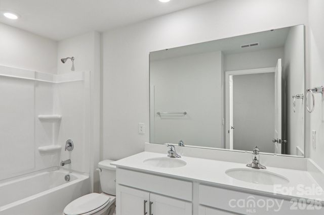 843 Adelston Lane, Asheville, NC 28804