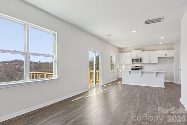 843 Adelston Lane, Asheville, NC 28804