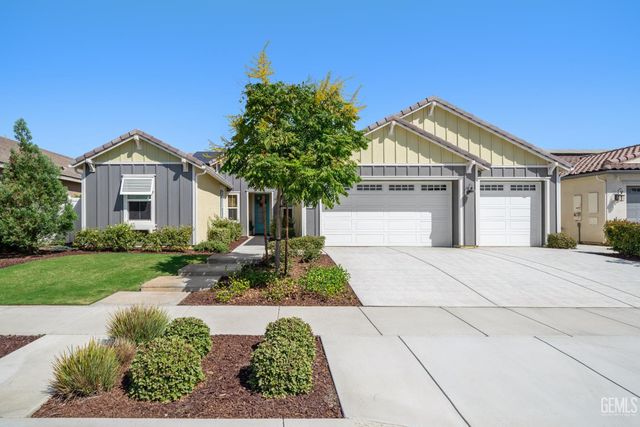14806 Pemberley Passage Avenue, Bakersfield, CA 93311