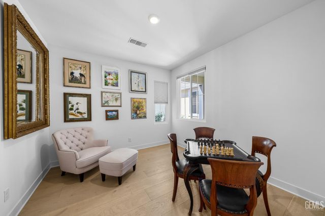 14806 Pemberley Passage Avenue, Bakersfield, CA 93311