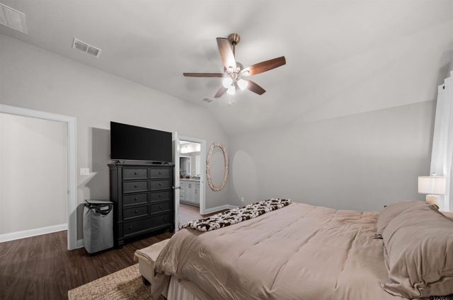 409 Meadow Lane, Chandler, TX 75758