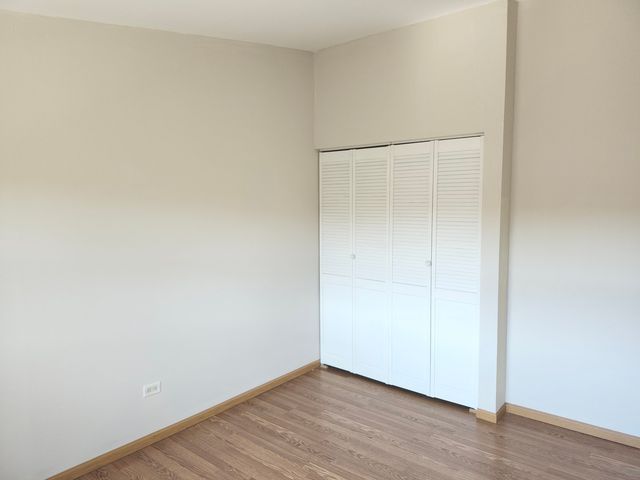 8843 Robin Drive C, Des Plaines, IL 60016