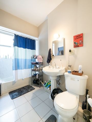 481 Boylston Street 1, Brookline, MA 02445