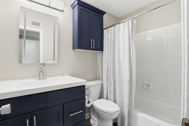 260 El Dorado Boulevard 3102, Webster, TX 77598