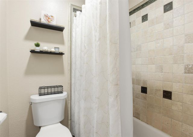 260 El Dorado Boulevard 3102, Webster, TX 77598