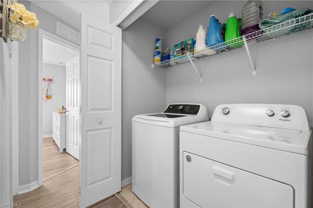 1132 NW 20th PL, Cape Coral, FL 33993