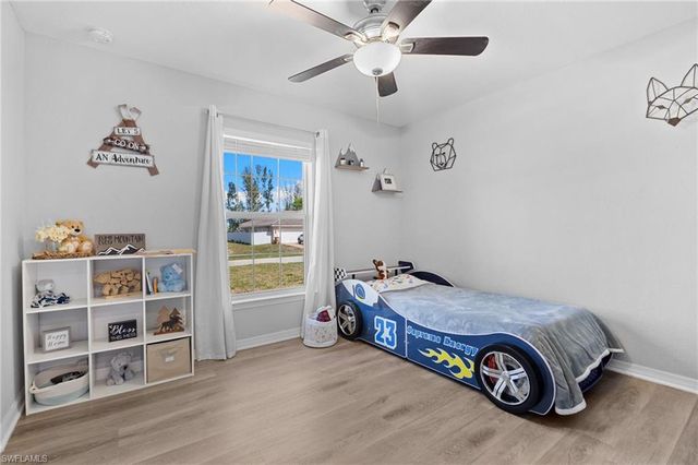 1132 NW 20th PL, Cape Coral, FL 33993