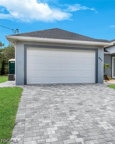 407 Columbus AVE, Lehigh Acres, FL 33972