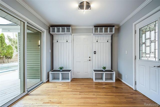 11834 Eriksen Drive, Pinckney, MI 48169