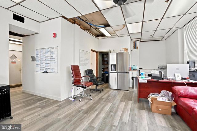 4821 GARDEN ST, Philadelphia, PA 19137