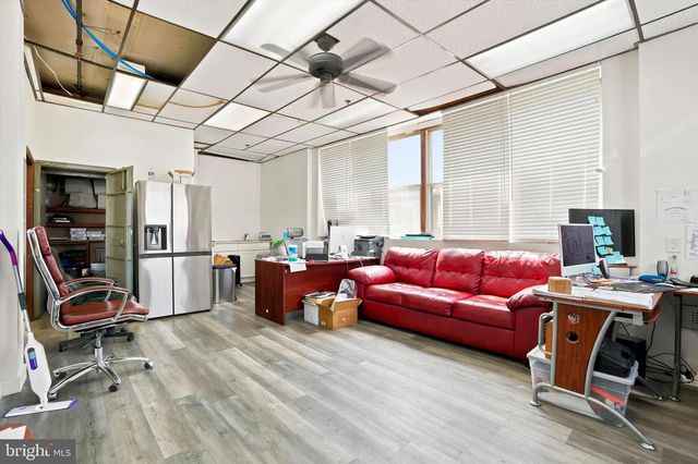 4821 GARDEN ST, Philadelphia, PA 19137