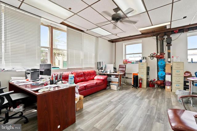 4821 GARDEN ST, Philadelphia, PA 19137