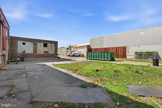 4821 GARDEN ST, Philadelphia, PA 19137