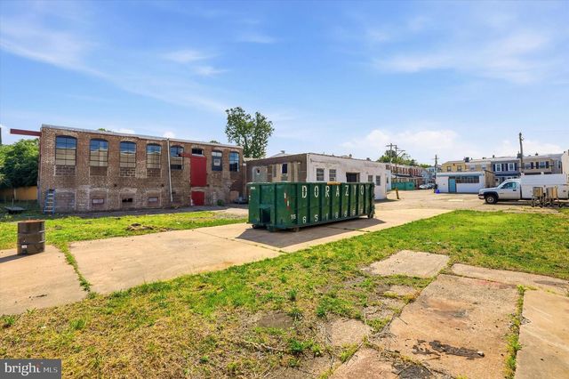 4821 GARDEN ST, Philadelphia, PA 19137