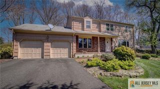 8 Valley Forge Drive, East Brunswick, NJ 08816