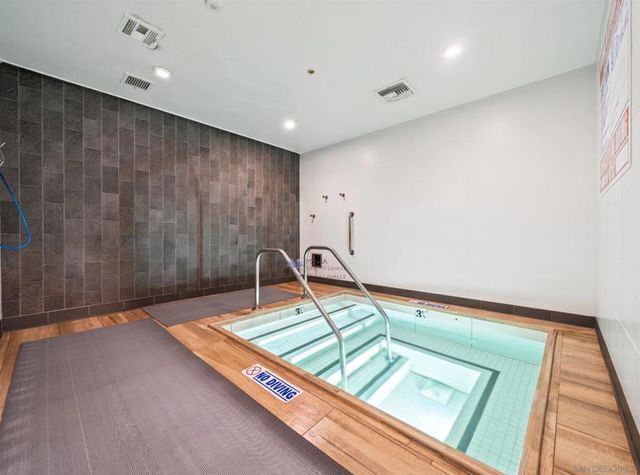 1750 Avenida Del Mundo 908, Coronado, CA 92118