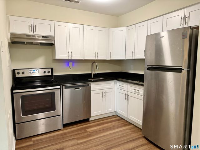 26 Prospect Avenue APT F6, Norwalk, CT 06850