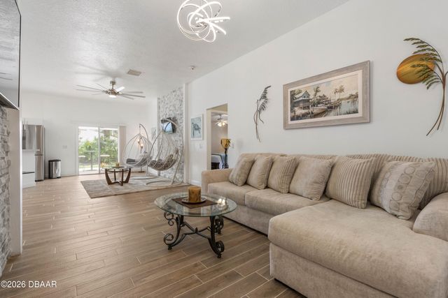 9 Reid Place, Palm Coast, FL 32164