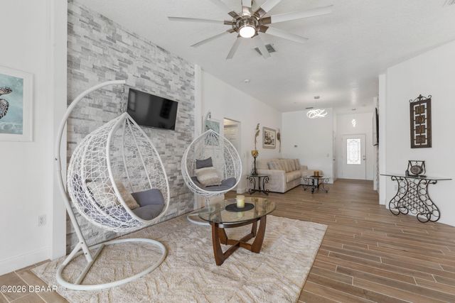 9 Reid Place, Palm Coast, FL 32164