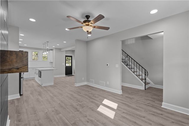 748 Anaheim St, Schenley Heights, PA 15219