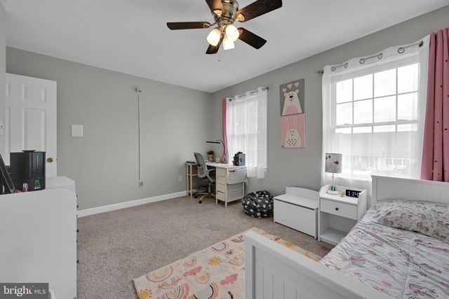 130 VALLEY RD, Hamburg, PA 19526