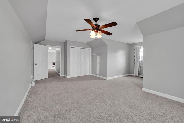 130 VALLEY RD, Hamburg, PA 19526