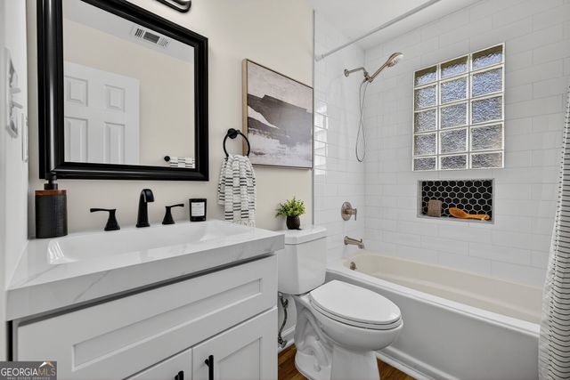 1188 Cottonwood Drive, Lawrenceville, GA 30043