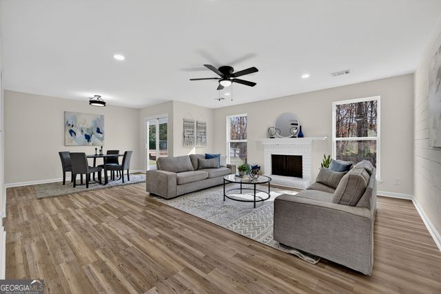 1188 Cottonwood Drive, Lawrenceville, GA 30043