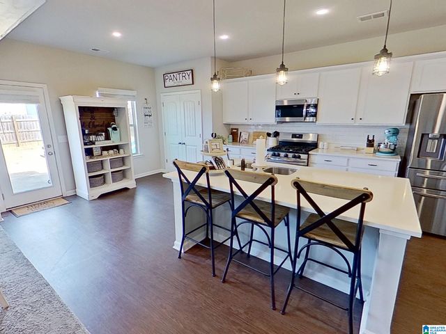 474 ALPINE VIEW, Columbiana, AL 35051