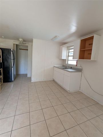 6006 N HUBERT AVE, Tampa, FL 33614