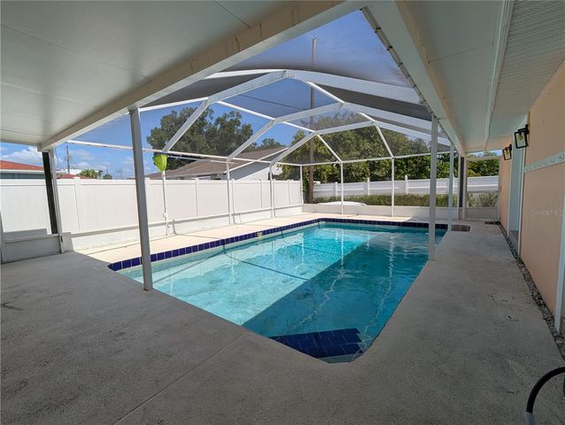 6006 N HUBERT AVE, Tampa, FL 33614