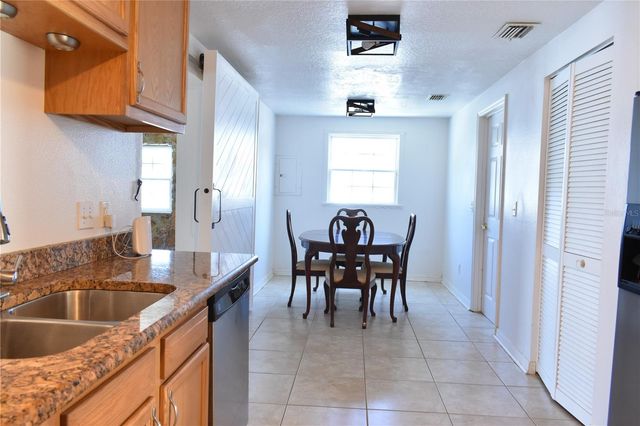 6006 N HUBERT AVE, Tampa, FL 33614