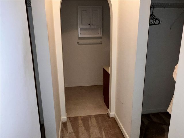 1108 Arrowhead Dr, South Strabane, PA 15301