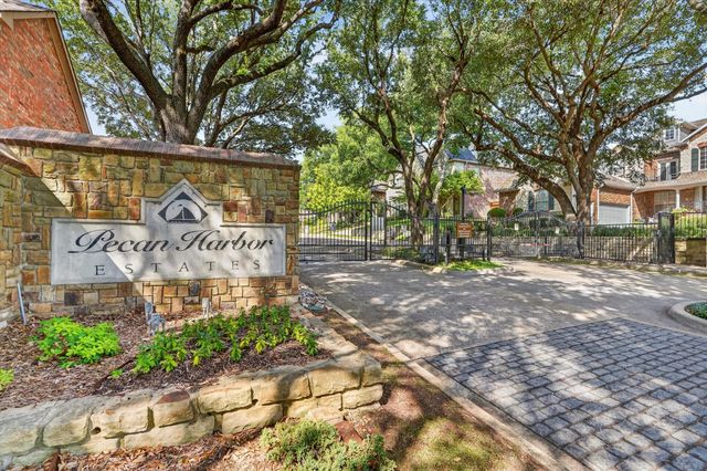 4209 Pinecreek Drive, Rowlett, TX 75088