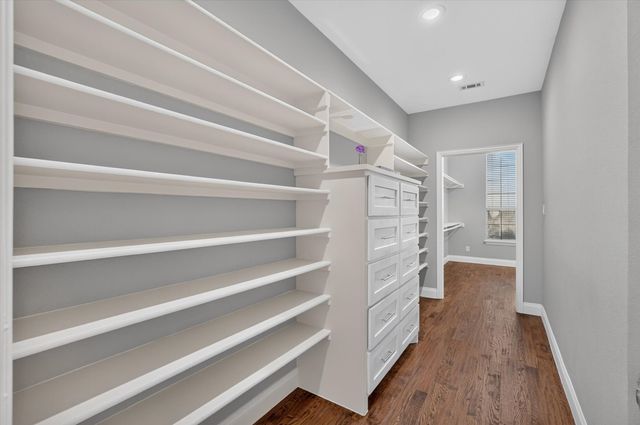 4209 Pinecreek Drive, Rowlett, TX 75088