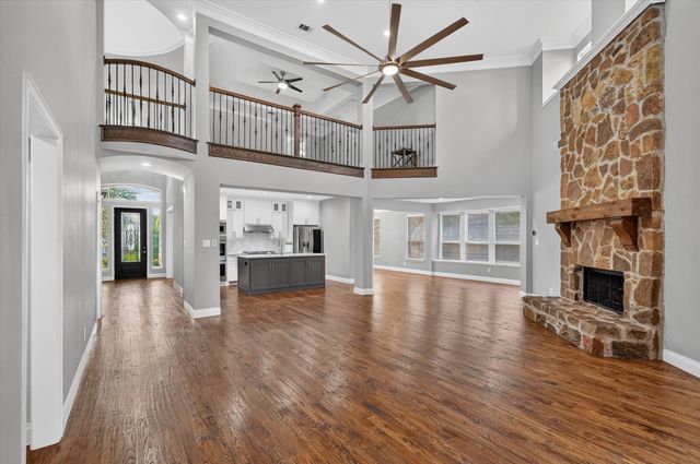 4209 Pinecreek Drive, Rowlett, TX 75088