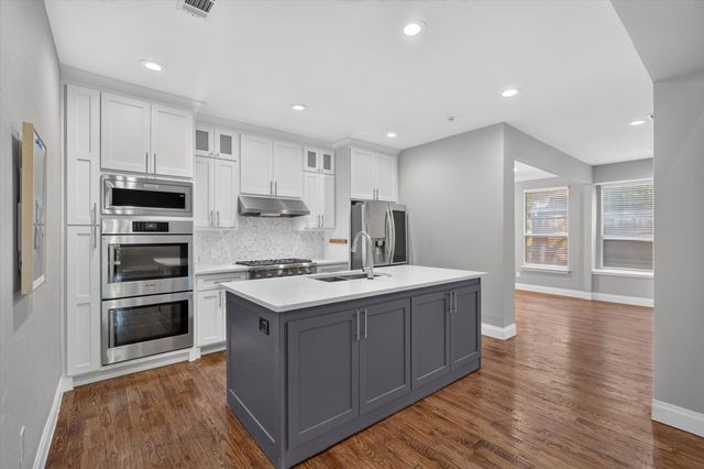 4209 Pinecreek Drive, Rowlett, TX 75088