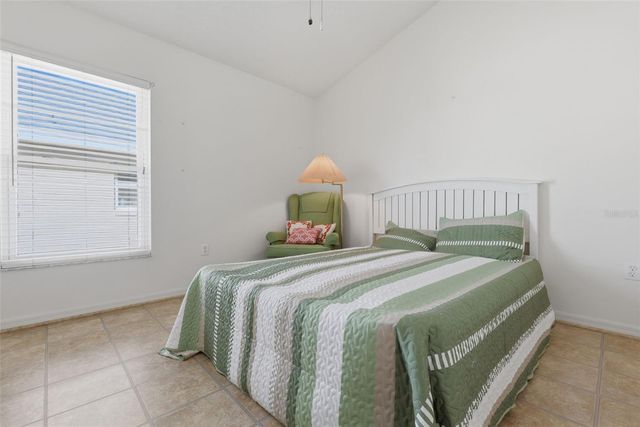 1014 CHALLENGER AVENUE, Davenport, FL 33897