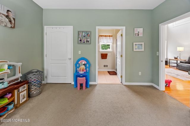 11 Clear Stream Court, Manchester, NJ 08759