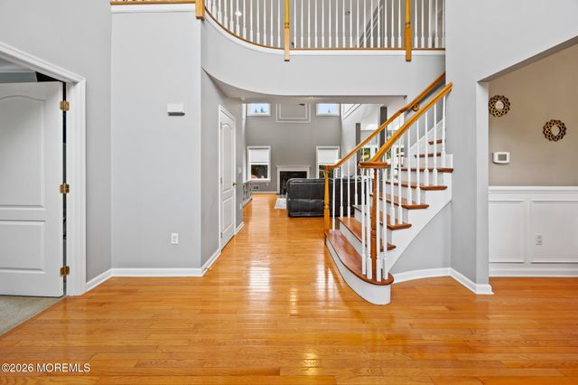 11 Clear Stream Court, Manchester, NJ 08759